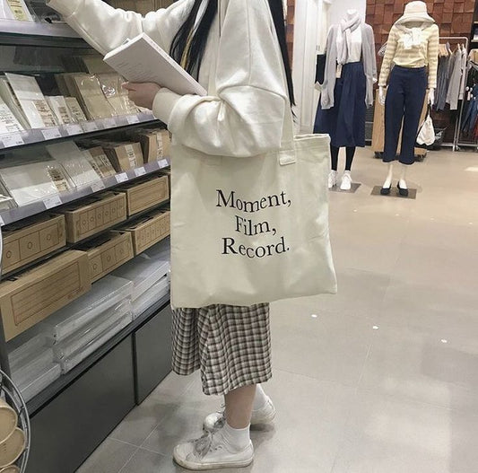 Moment Cloth Bag